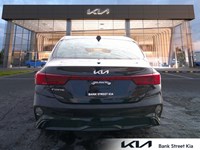 2022 Kia Forte EX IVT