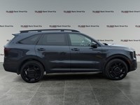 2025 Kia Sorento X-Line Limited AWD w/Black Interior