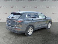 2025 Mitsubishi Outlander ES S-AWC