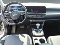 2024 Kia Seltos SX AWD w/Black Interior