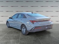 2024 Hyundai Elantra Essential IVT