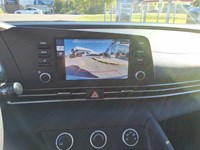 2024 Hyundai Elantra Essential IVT
