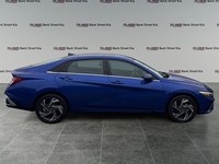 2024 Hyundai Elantra HEV Luxury DCT