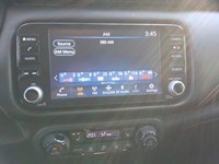 2023 Nissan Kicks SR FWD