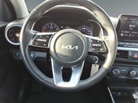 2022 Kia Forte EX IVT