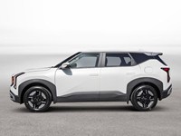 2027 Kia Seltos LX FWD