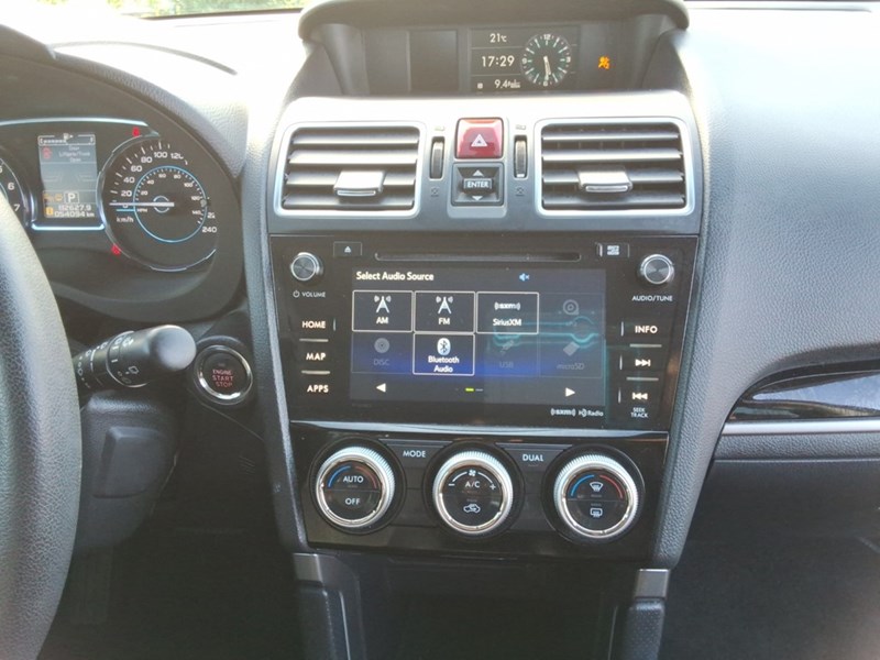 2017 Subaru Forester 5dr Wgn CVT 2.5i Limited w/Tech Pkg