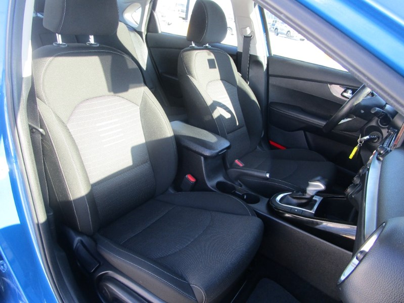 2021 Kia Forte EX IVT