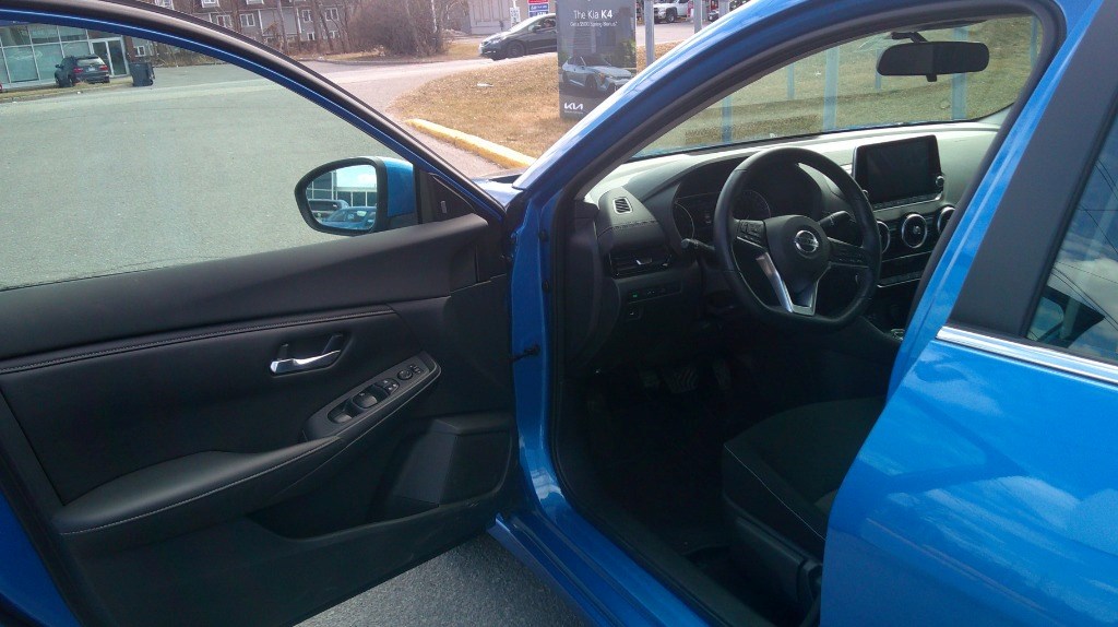 2021 Nissan Sentra SV CVT