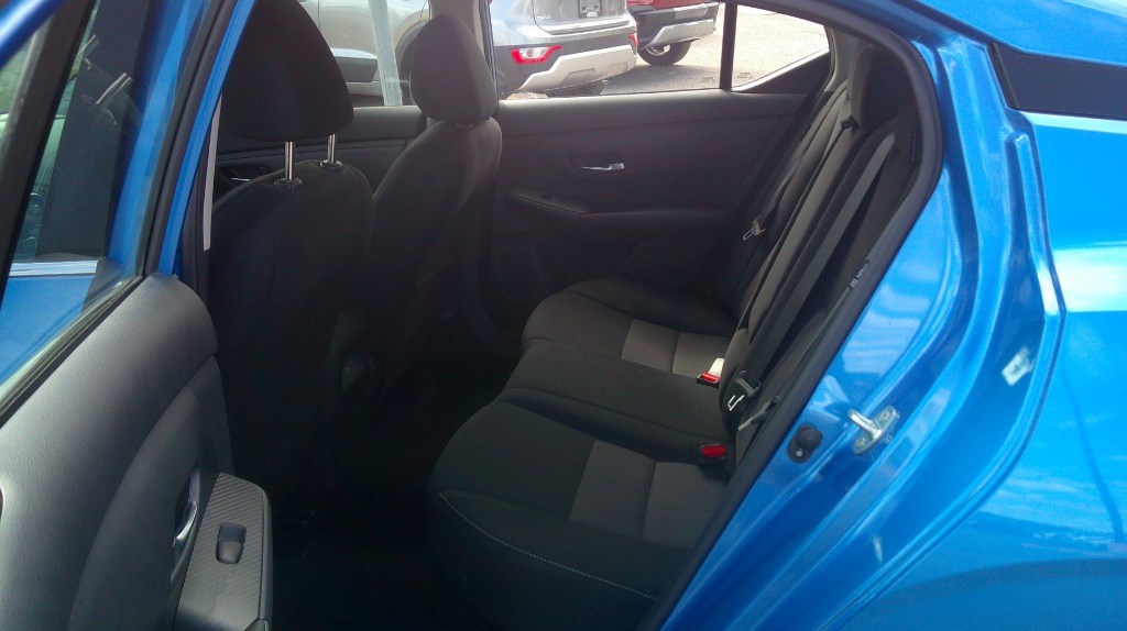 2021 Nissan Sentra SV CVT