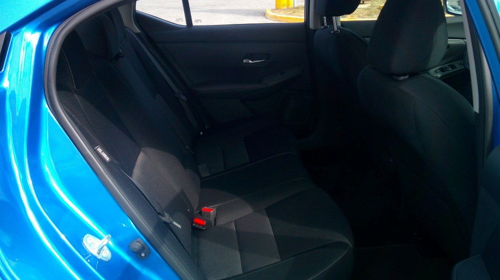 2021 Nissan Sentra SV CVT