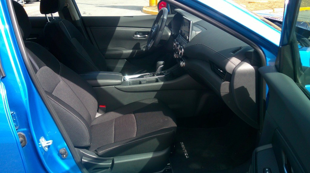 2021 Nissan Sentra SV CVT