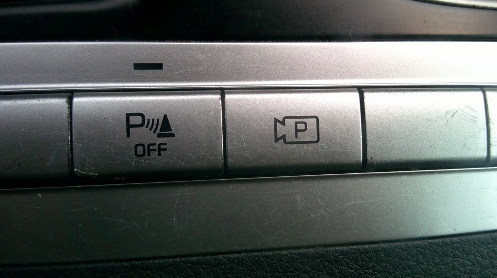 2022 Kia Carnival LX FWD
