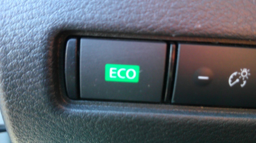 2022 Nissan Sentra SR CVT