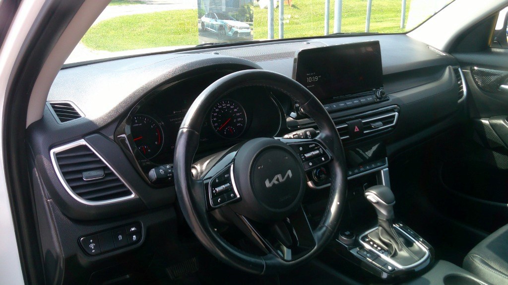 2023 Kia Seltos EX Premium AWD
