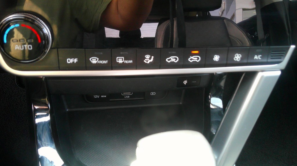 2023 Kia Seltos EX Premium AWD