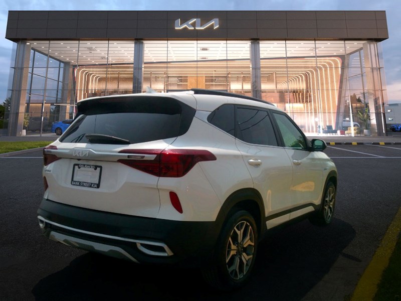 2023 Kia Seltos EX Premium AWD