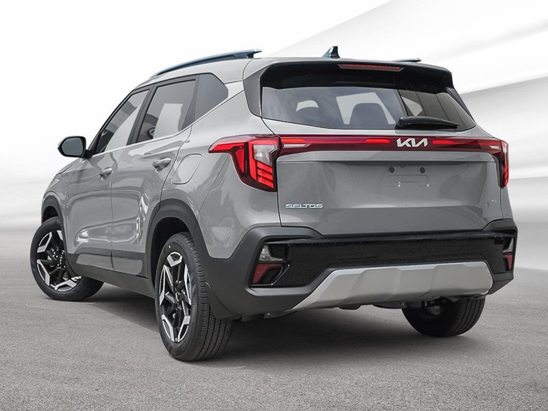 2026 Kia Seltos SX AWD w/Brown Interior