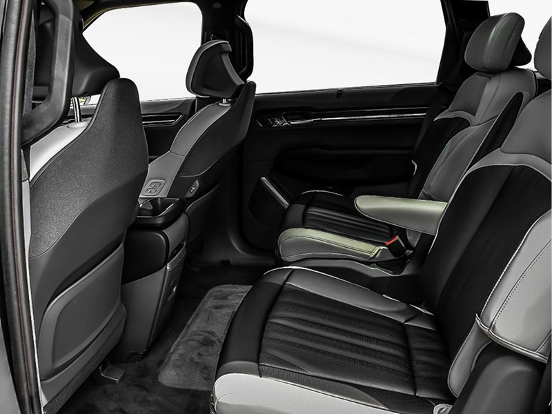 2026 Kia EV9 Land w/GT-Line Package AWD