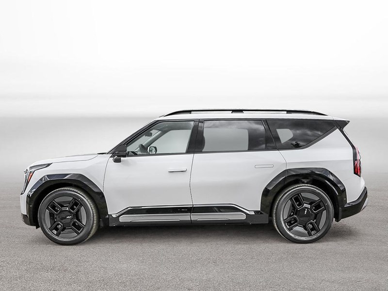 2026 Kia EV9 Land w/GT-Line Package AWD