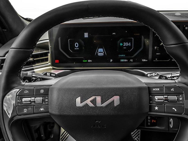 2026 Kia EV9 Land w/GT-Line Package AWD