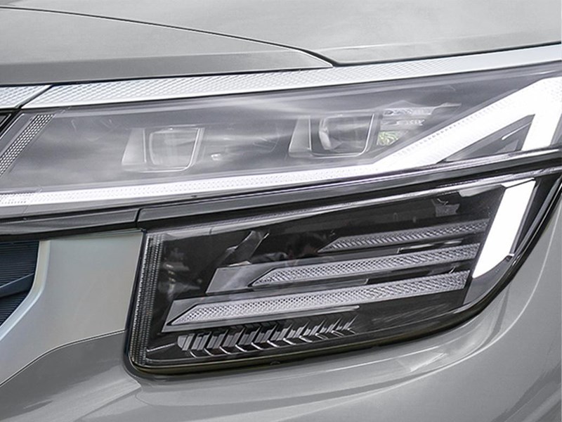 2026 Kia Seltos SX AWD w/Brown Interior