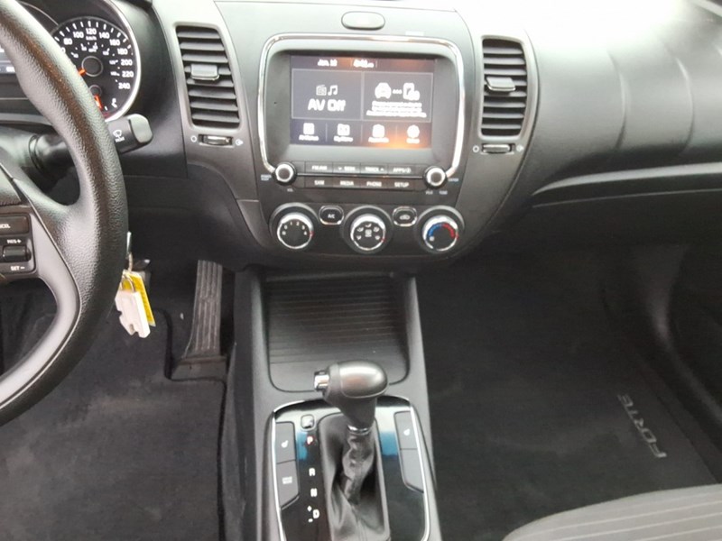 2018 Kia Forte LX Auto