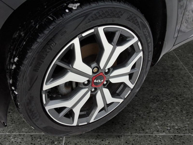 2022 Kia Seltos SX Turbo AWD w/Black Interior