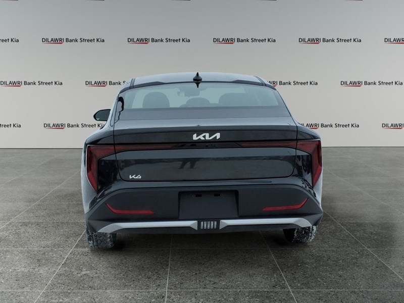 2025 Kia K4 LX FWD