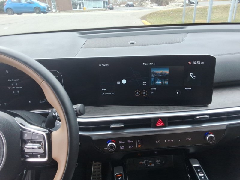 2025 Kia Sorento X-Line Limited AWD w/Black Interior