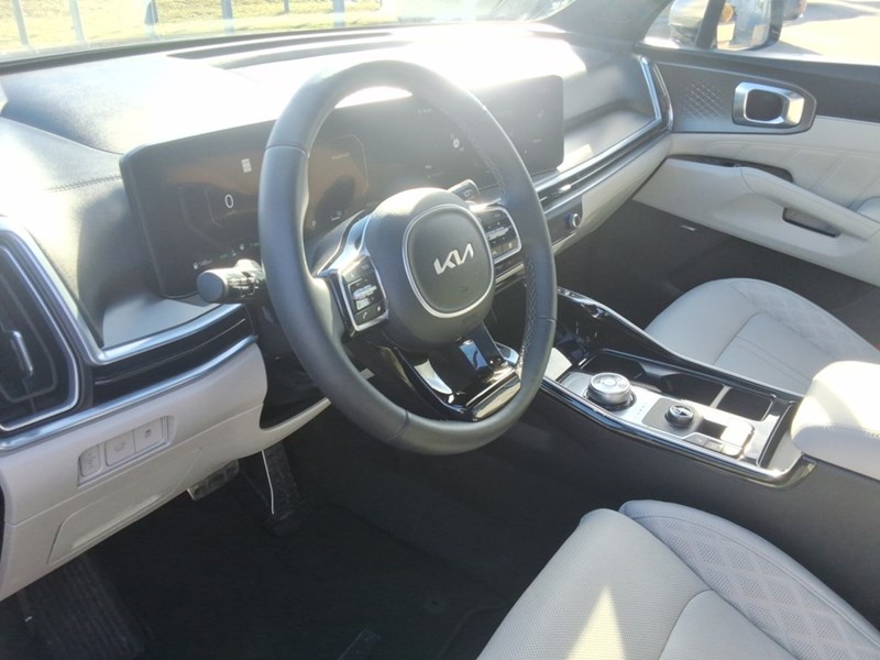 2025 Kia Sorento HEV SX AWD