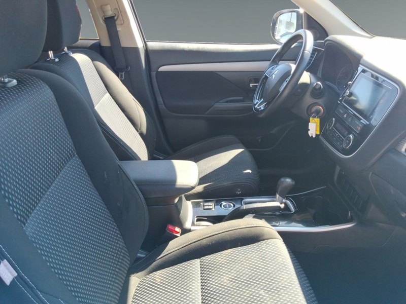 2018 Mitsubishi Outlander ES AWC
