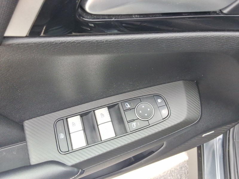 2025 Mitsubishi Outlander ES S-AWC