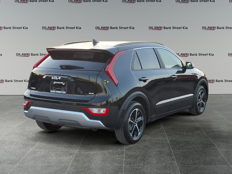 2025 Kia Niro EX FWD