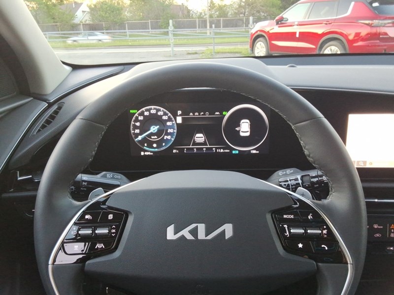2025 Kia Niro EX FWD