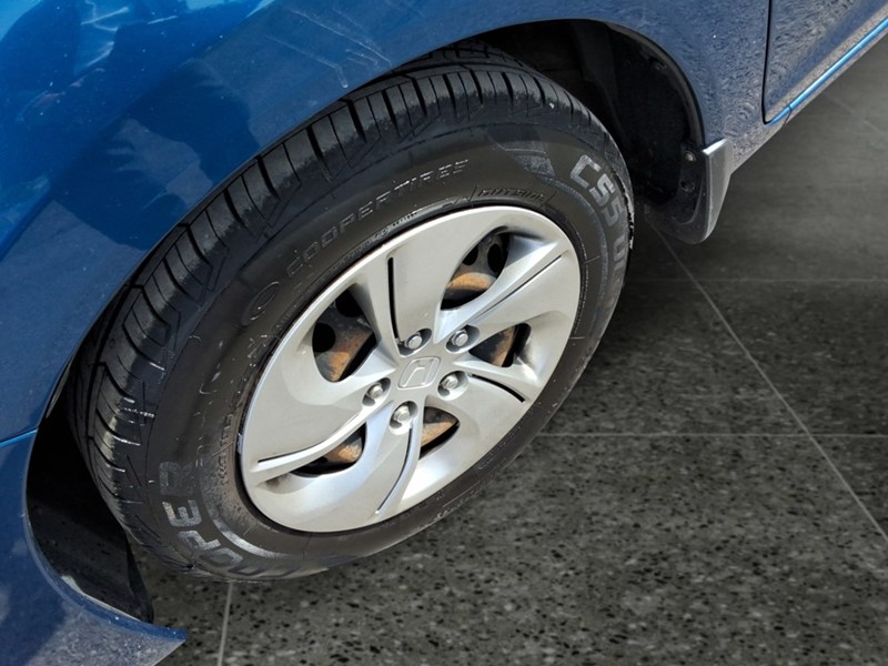 2015 Honda Civic 4dr Auto LX