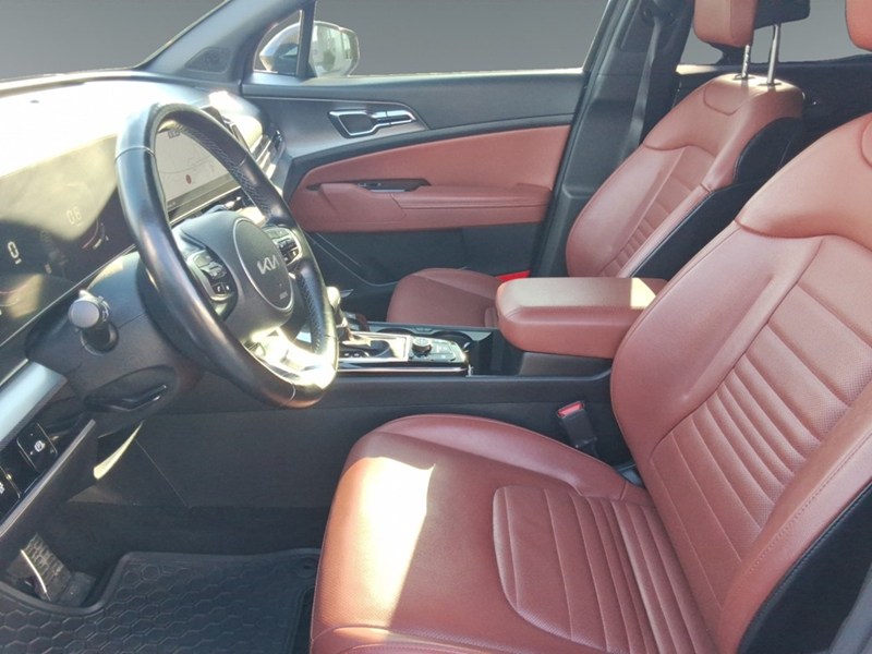 2023 Kia Sportage EX Premium AWD w/Red Interior