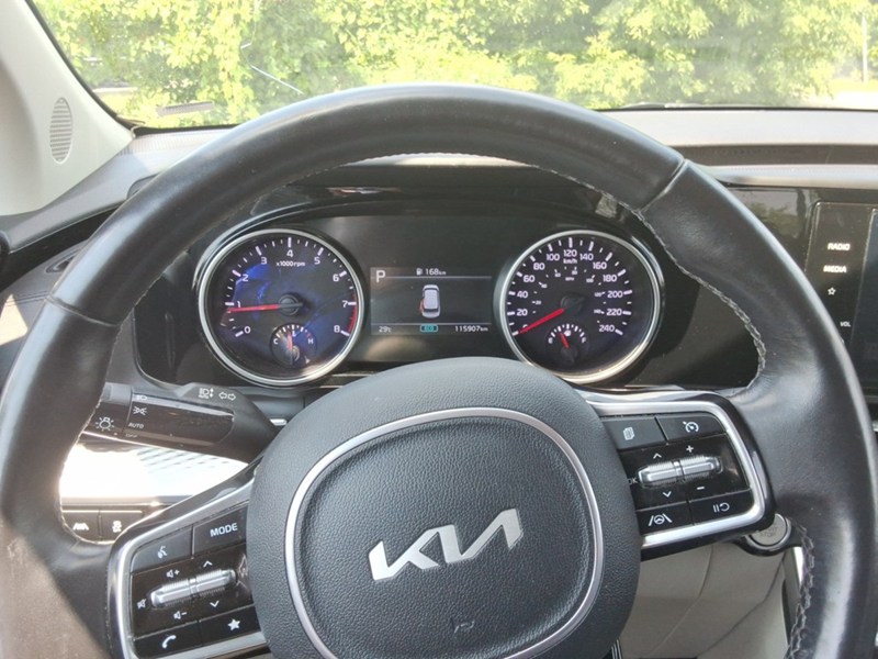 2024 Kia Carnival LX+ FWD