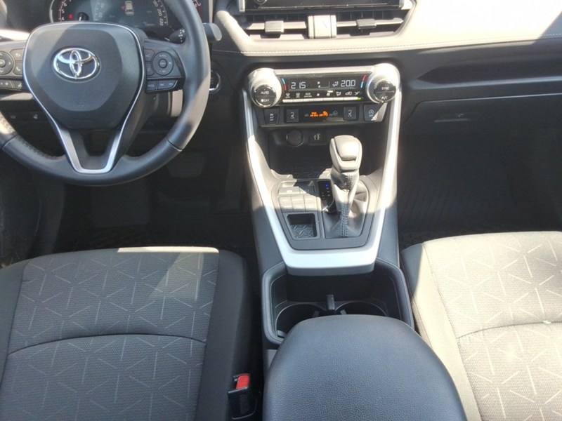 2024 Toyota RAV4 XLE AWD