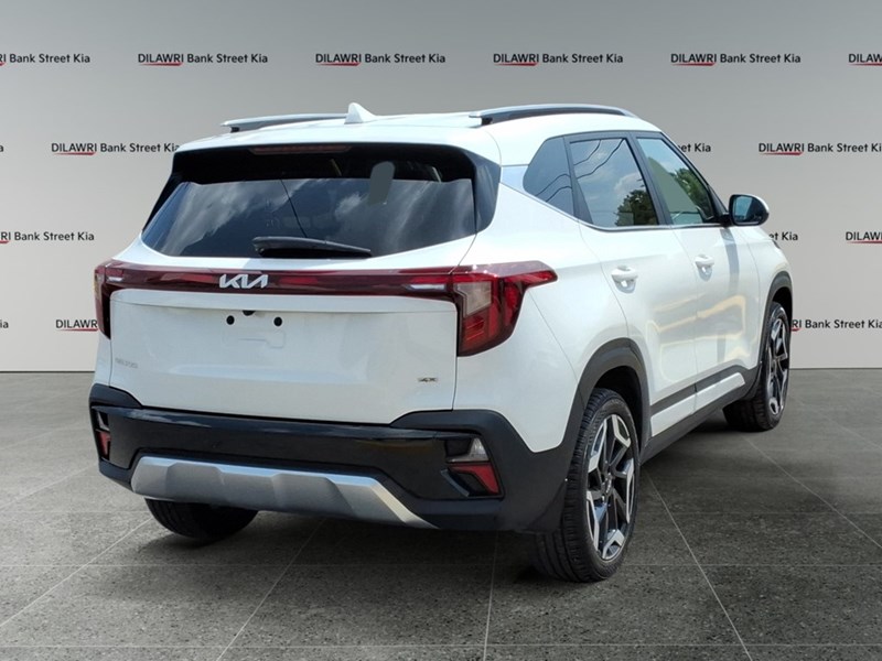 2024 Kia Seltos SX AWD w/Black Interior