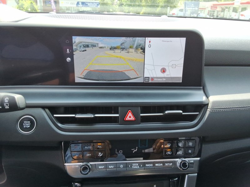 2024 Kia Seltos SX AWD w/Black Interior