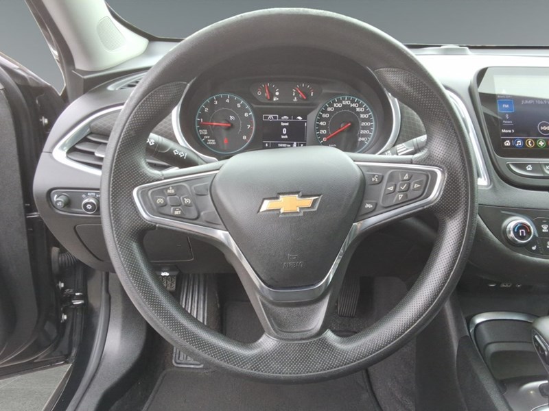 2021 Chevrolet Malibu 4dr Sdn LT