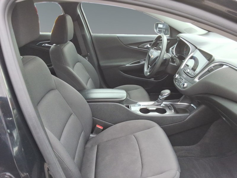 2021 Chevrolet Malibu 4dr Sdn LT