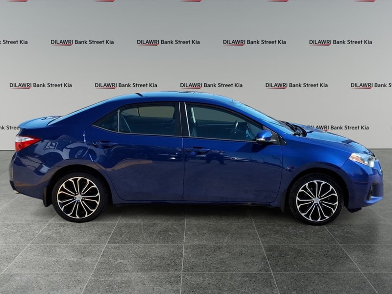 2016 Toyota Corolla 4dr Sdn CVT S