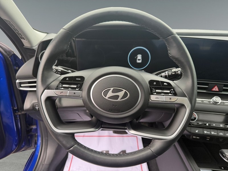 2024 Hyundai Elantra HEV Luxury DCT
