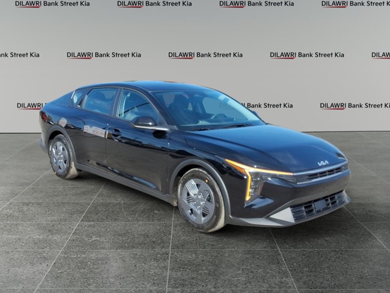 2025 Kia K4 LX FWD