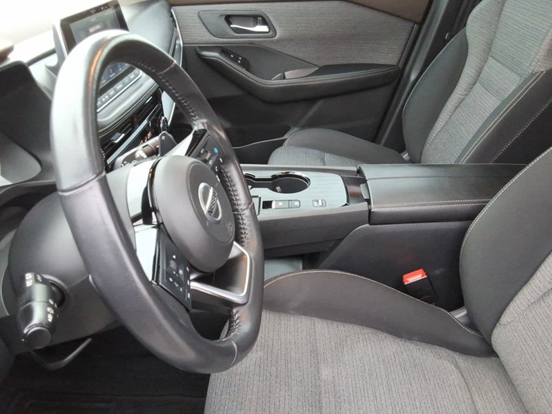 2021 Nissan Rogue FWD SV