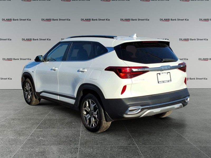 2023 Kia Seltos EX Premium AWD