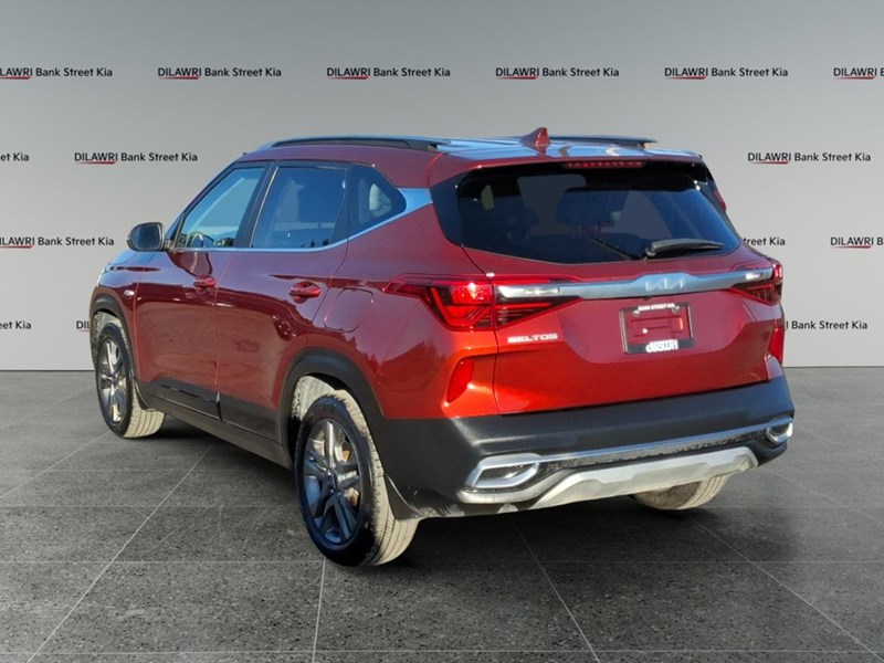 2023 Kia Seltos EX AWD