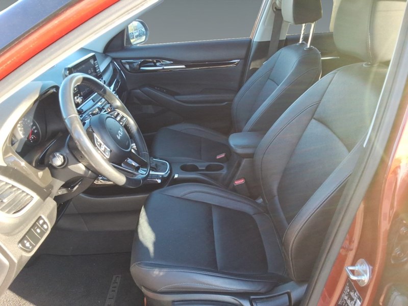 2023 Kia Seltos EX AWD